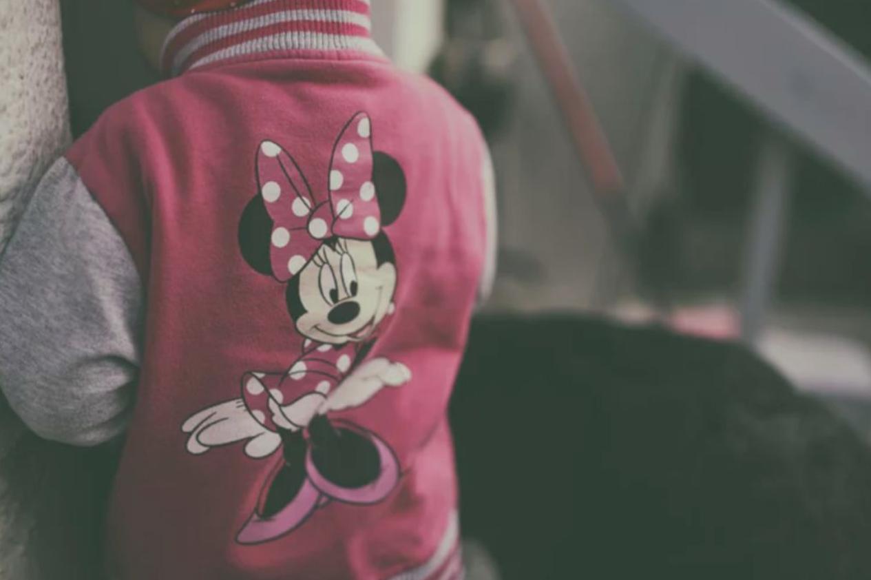 “我妈妈那里怎么不一样？”和孩子共浴的同时，也懂得要保持界限