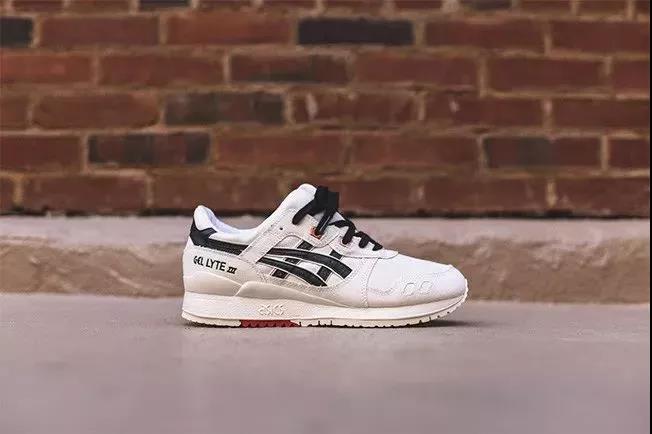 asics和耐克跑鞋,asics是复古与机能最好的诠释