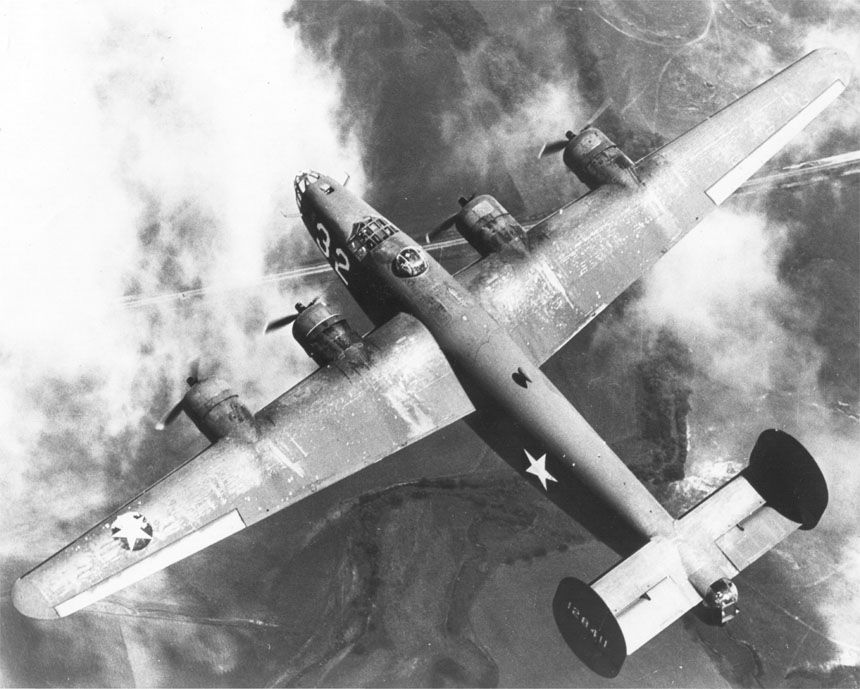 b24解放者轰炸机,b-24战略轰炸机