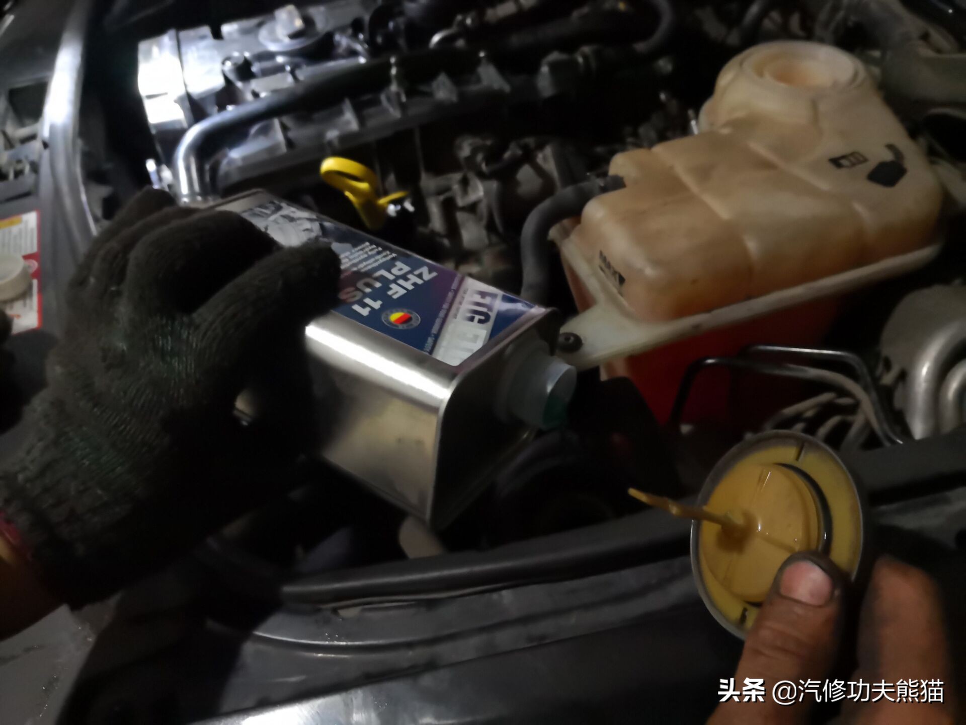 10年奥迪a6l2.0t烧机油维修,奥迪a6l2.0t烧机油吗