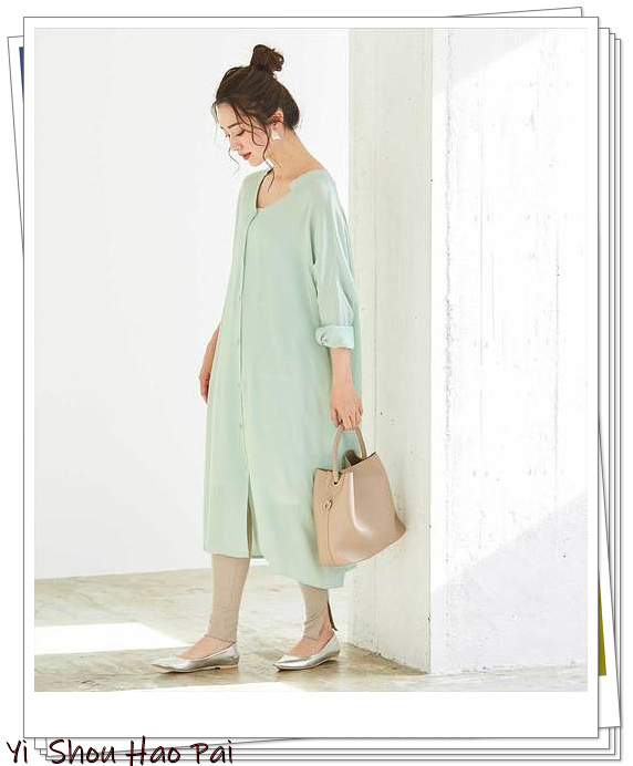 连衣裙打底裤搭配,连衣裙和打底裤的搭配