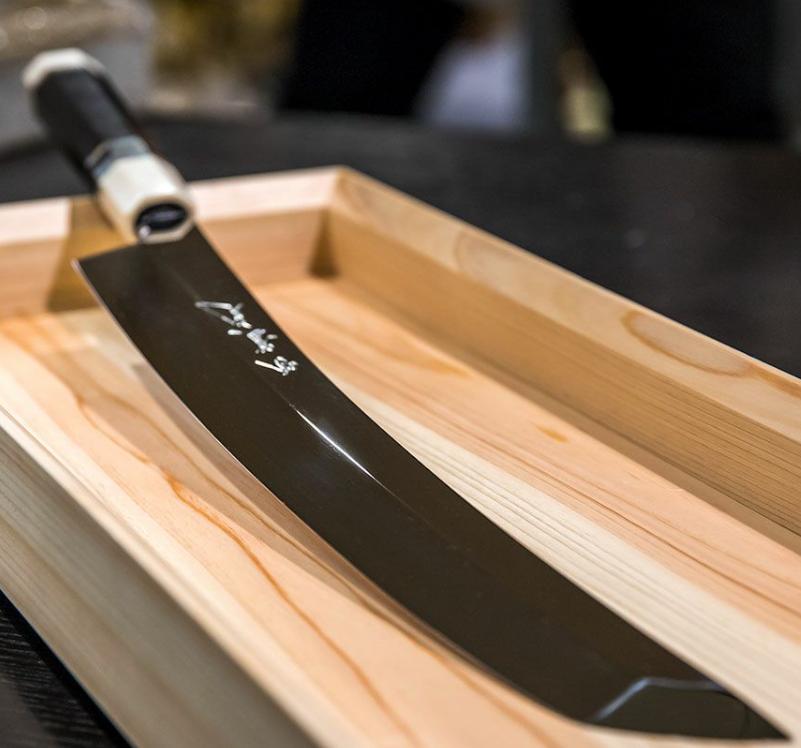 日本刀白纸钢和青纸钢区别有哪些,日本青纸刀