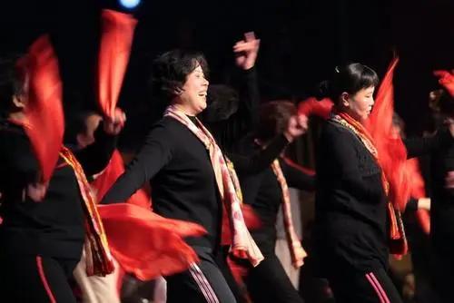 暧昧的短长超拔：难以启齿的凫游