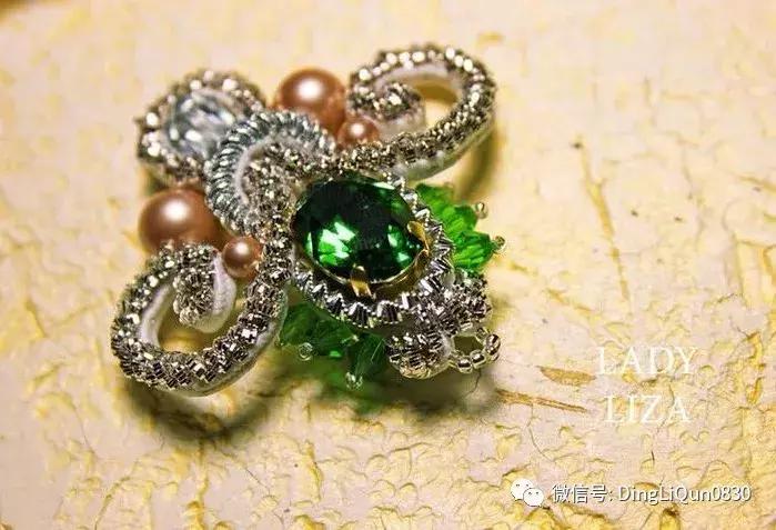 珍珠手工串珠教程,串珠教程简单优雅的s型珍珠耳坠