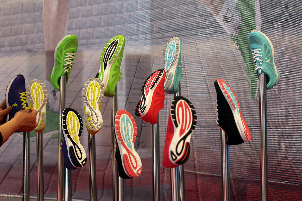 娓╁窞闉嬩笌鏅嬫睙闉嬬殑鍖哄埆,娓╁窞闉嬪拰鏅嬫睙闉嬪摢涓ソ