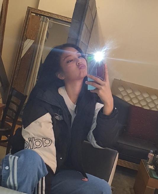 jennie有力量的身材,jennie好自信