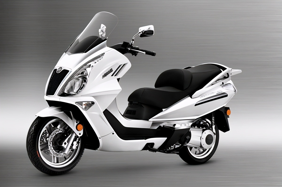 lead125踏板车进化史,雅马哈50cc二冲程踏板车进化史