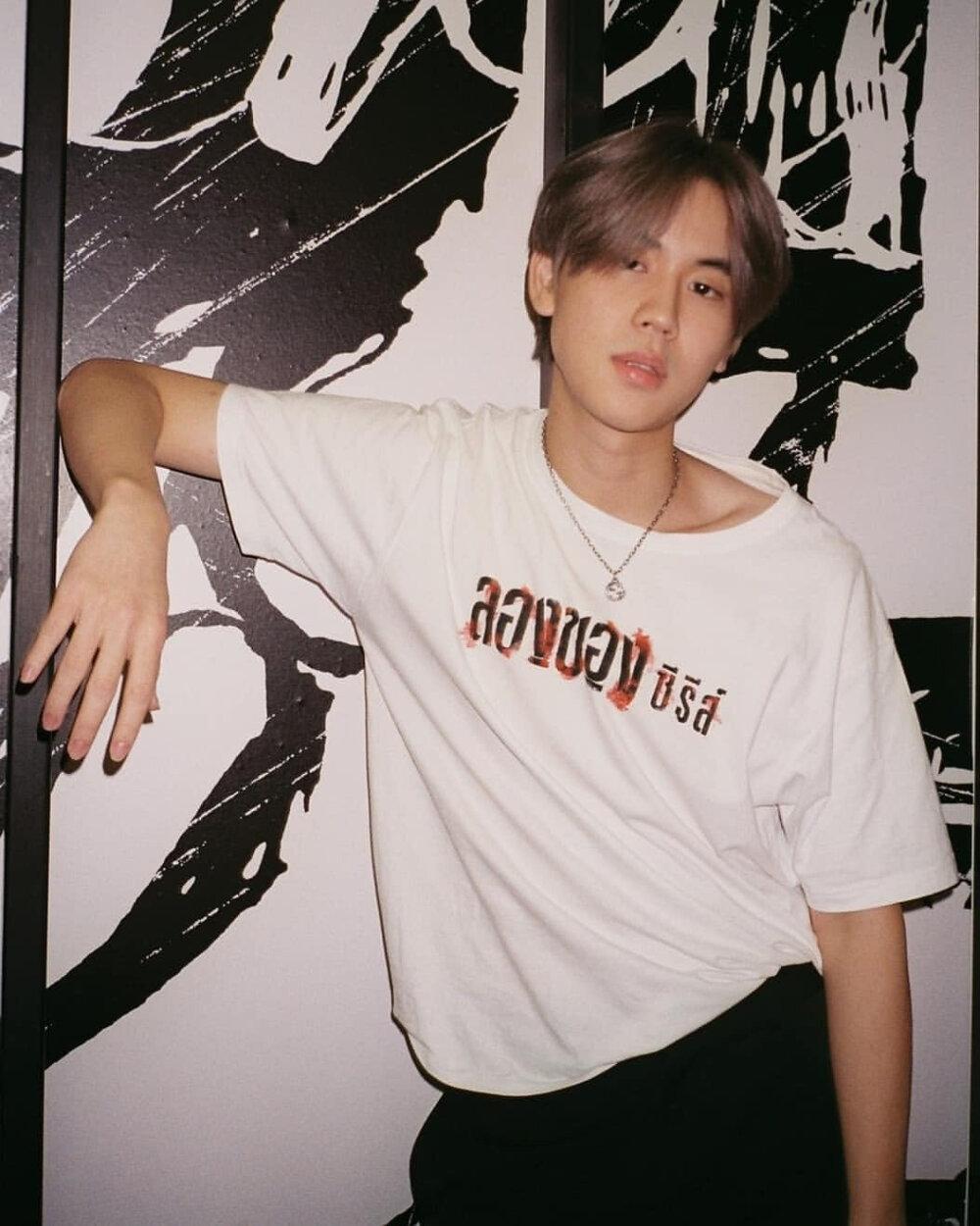 他泰韩系少年:关大爷洪34典型代表包包酷爱韩风穿搭