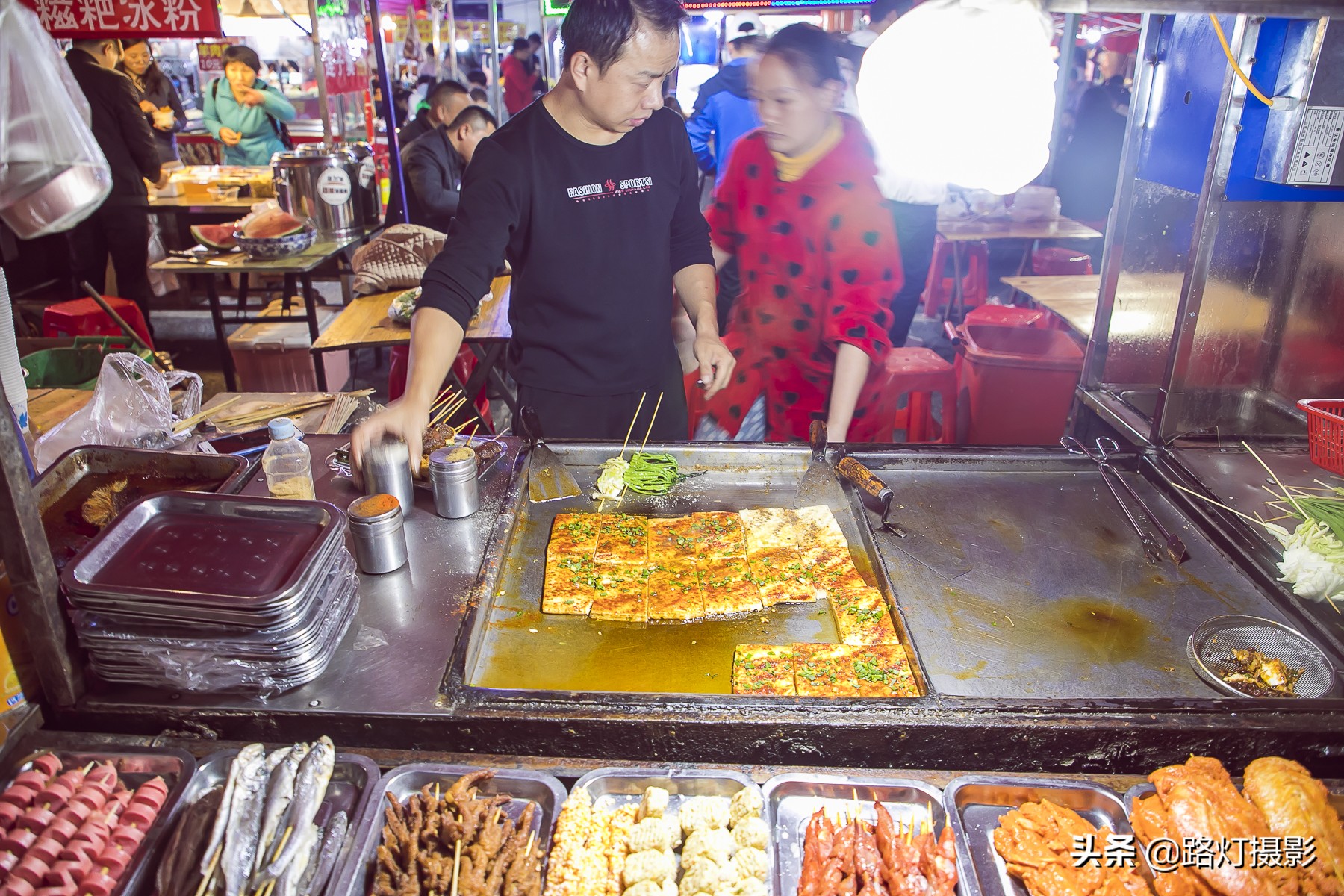 国内专坑游客的10条美食街,坑游客的10条美食街