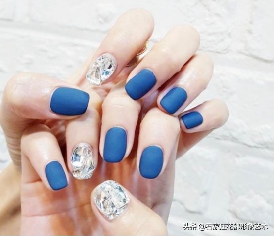 美甲必须要会的几个美甲图案,美甲知识大全图解