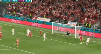 童话再现！丹麦4-1大胜俄罗斯以小组第二惊险出线