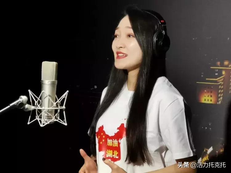 白衣礼赞致敬最美逆行者,致敬逆行者礼赞劳动者