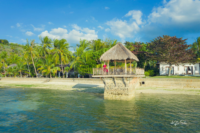 在海洋上与世隔绝的小岛,到大海里面就找一个小岛去生活