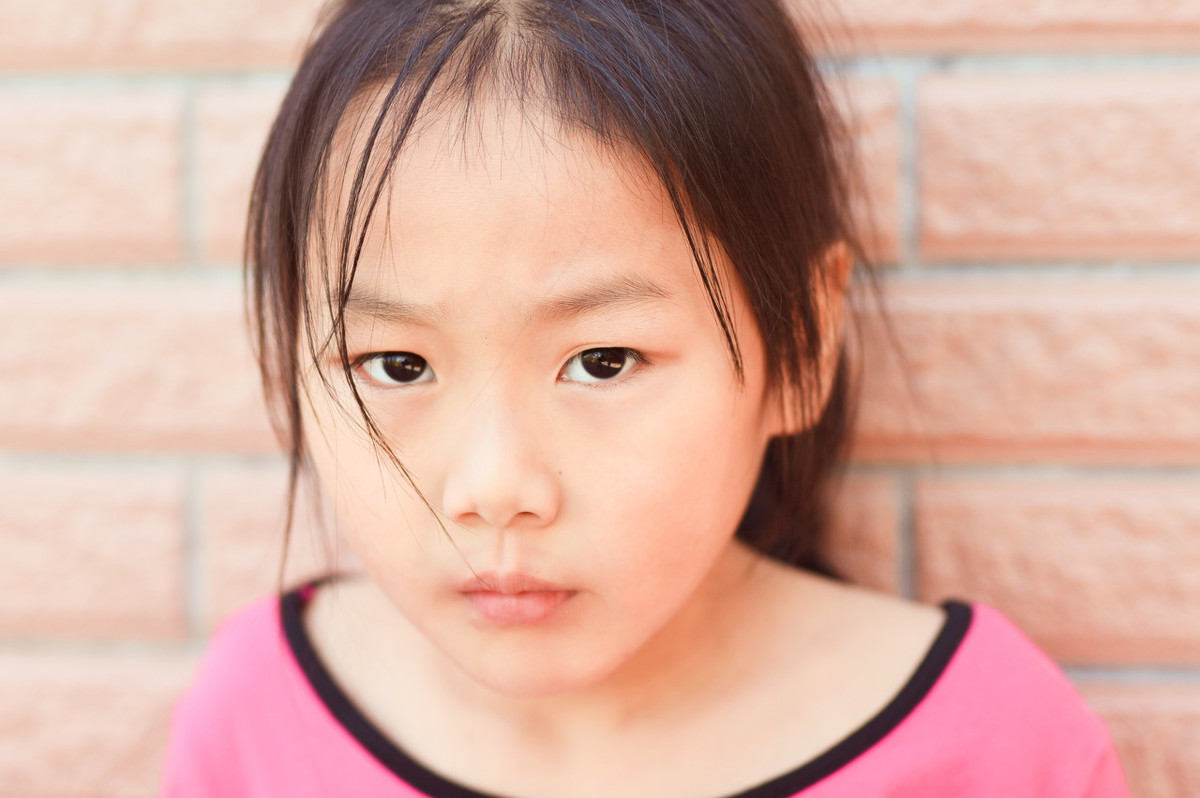 “妈妈，我身体流血了”，女儿第一次来月经，妈妈的处置堪称模范