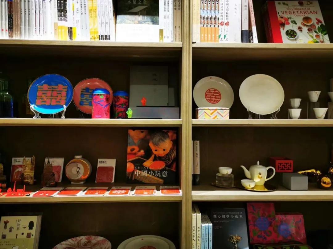 到“黑石”听黑胶，百年公寓里藏着这么多“宝藏”