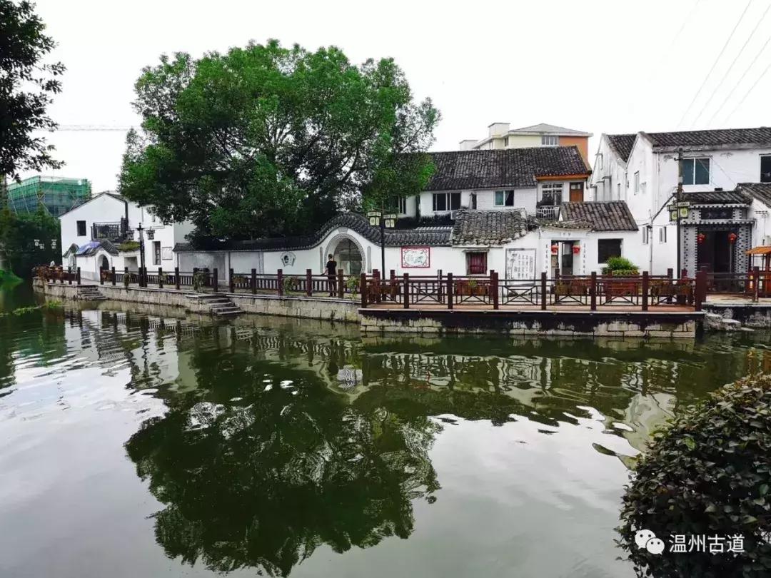 平阳鸣山古村落图片,千年古村平阳县鸣山村古城夜景