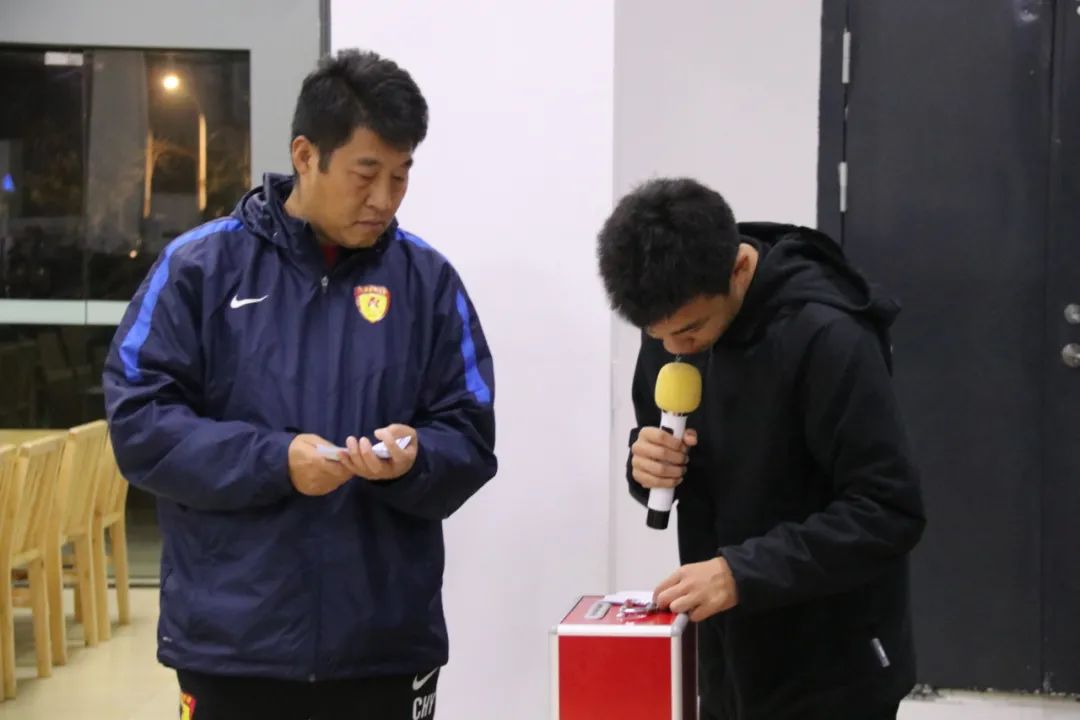 学习|05梯队队长暨班长竞选会圆满成功