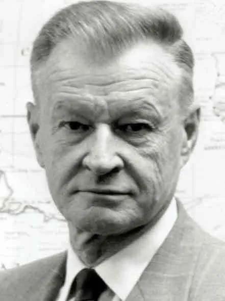 你知道什么叫做奶头乐理论吗,奶头乐理论的来龙去脉