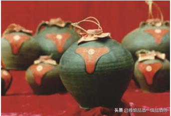 泸州老窖为什么有那么多品,为什么泸州老窖都是浓香型白酒