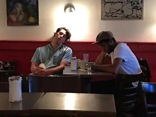 这所交际花藤校，地理位置绝佳，学霸精英扎堆，被中国学生爱疯了