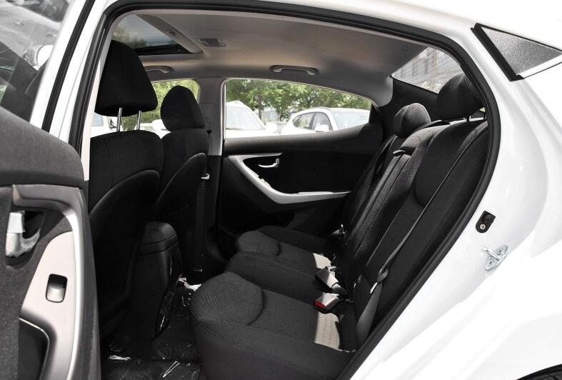 20万公里的现代朗动还值得买吗,16年10万公里的现代朗动值得买吗