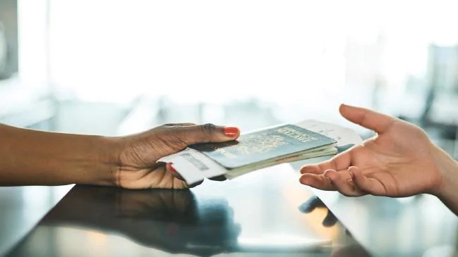 日本护照免签去美国可以待多久,日本护照免签一览表