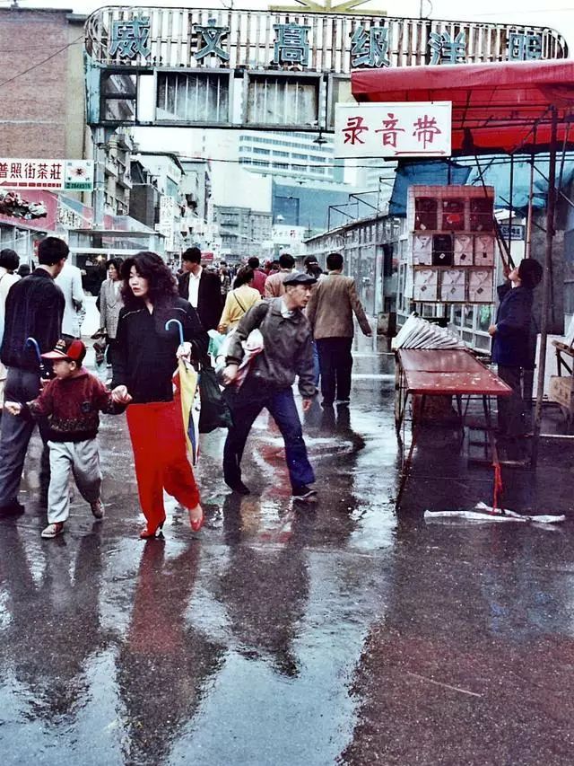 老照片九十年代大连街景,老照片里的大连旧时光