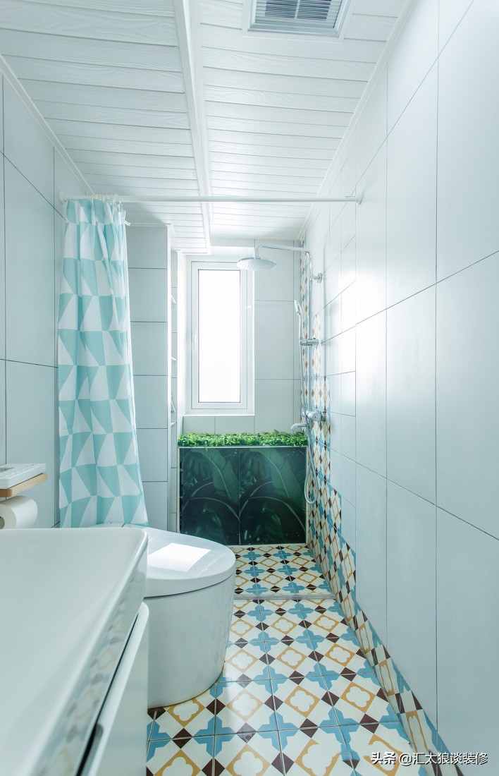 她家装修很简单,她家两居室装修太惊艳了