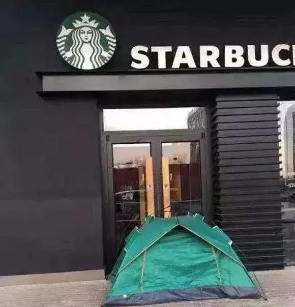 穿128元裙子的姑娘,穿3799块钱裙子的小女孩