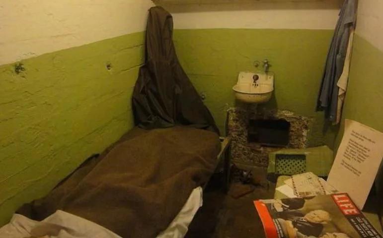 美国罪犯脑洞很大,美国监狱犯人越狱真实视频