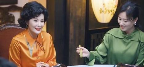 蓝盈莹婆婆的镯子合集,蓝盈莹镯子结局