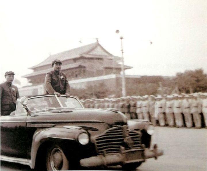 北京汽车博物馆第一代解放牌卡车,北京老爷车博物馆红旗轿车