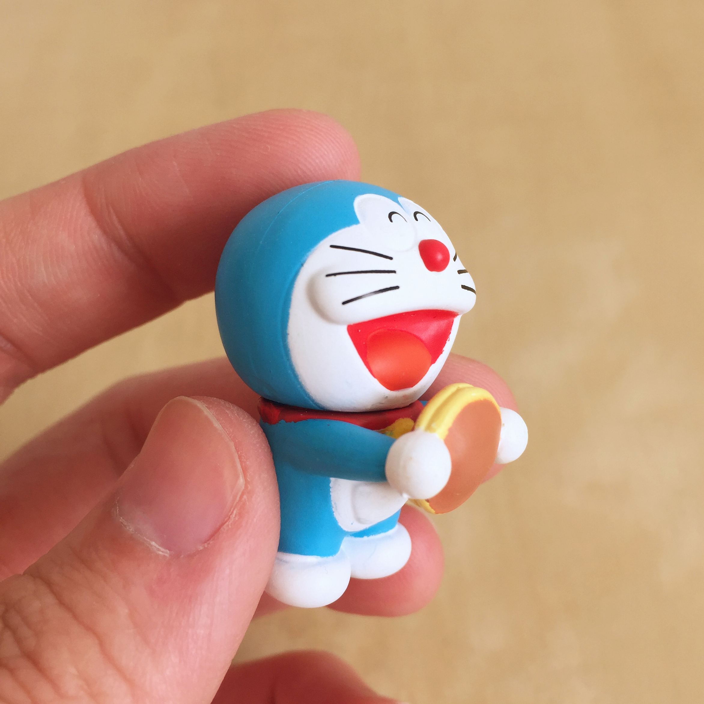 玩具测评丨PUTITTO奇谈俱乐部哆啦a梦杯沿玩偶（第一弹）