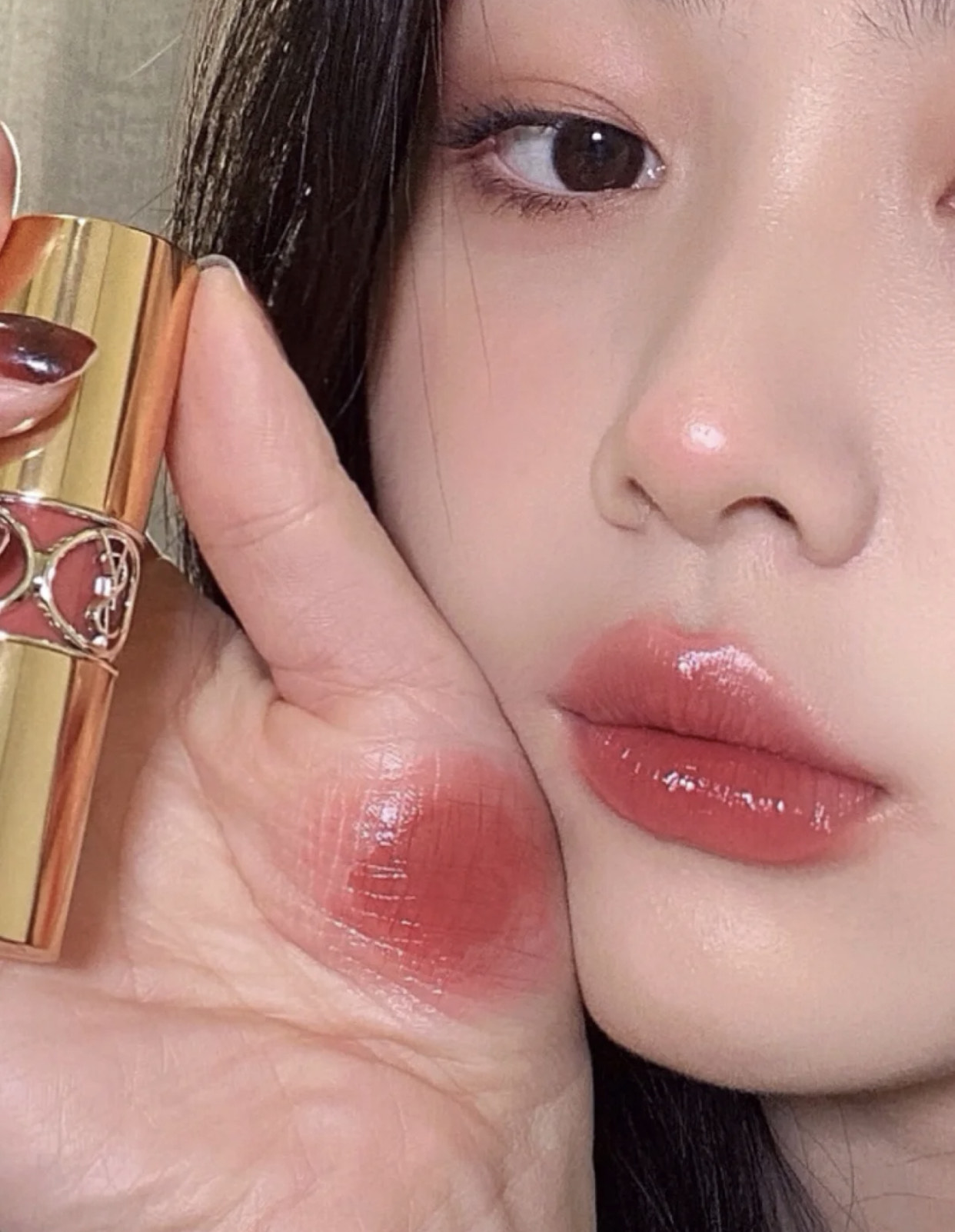 ysl最近新出的口红,ysl粉圆管春季限定