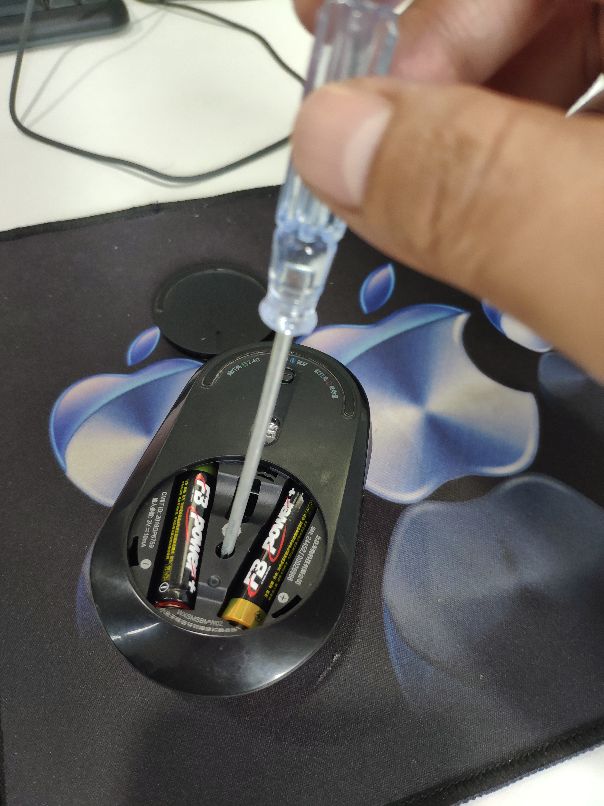 小米鼠标按键不灵敏怎么修,小米无线鼠标滚轮上下乱跳