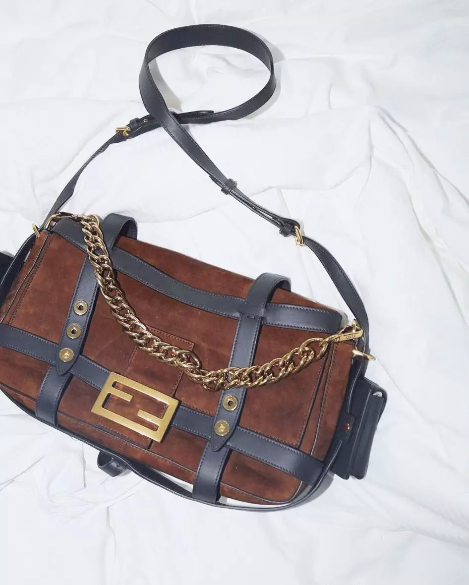 买一送一的背包,买一送一背法