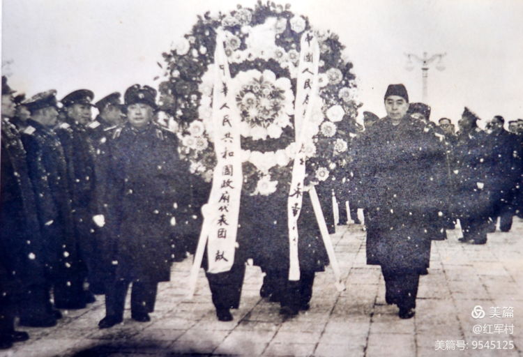 为志愿军烈士墓和毛岸英烈士墓写碑文的罗继五