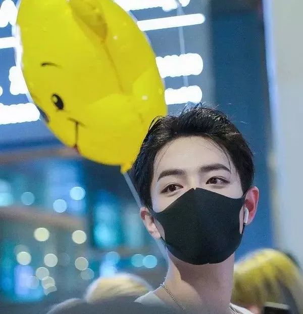 肖战怎么成为人气男神,肖战撩人的最高境界