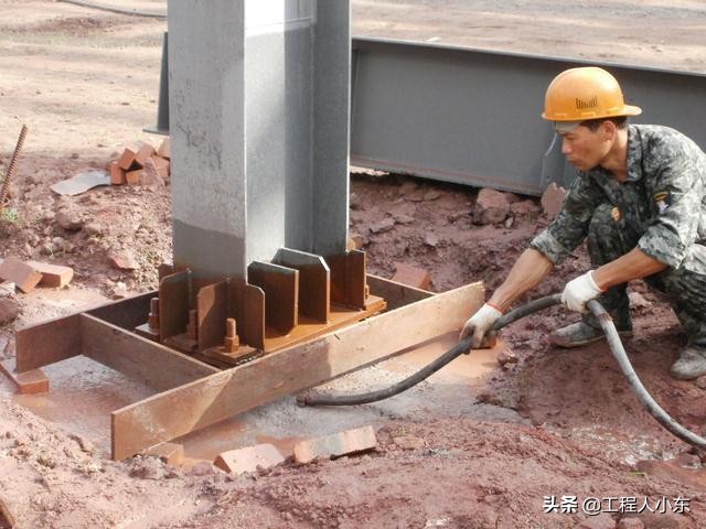 讲解钢结构厂房图,钢结构厂房基础施工动画演示