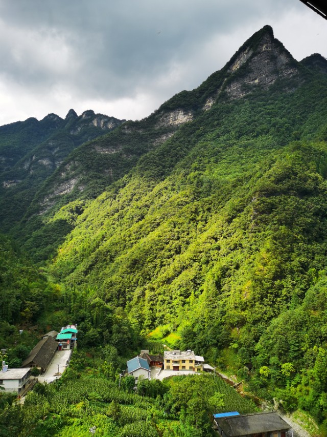宜昌五峰晚上旅游攻略,宜昌五峰三日游景区旅游攻略
