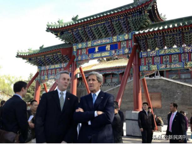 “紫发女”翻车！美国官方的中文翻译为什么一蟹不如一蟹？