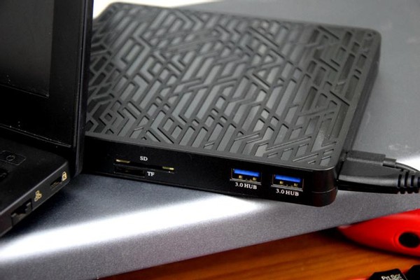 免驱刻录光驱,一专且多能