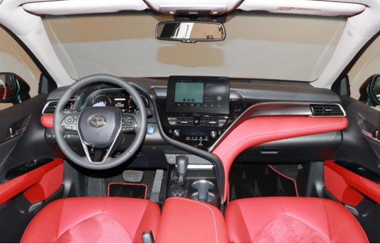 我心中的b级车,性价比之王全新凯美瑞气场十足