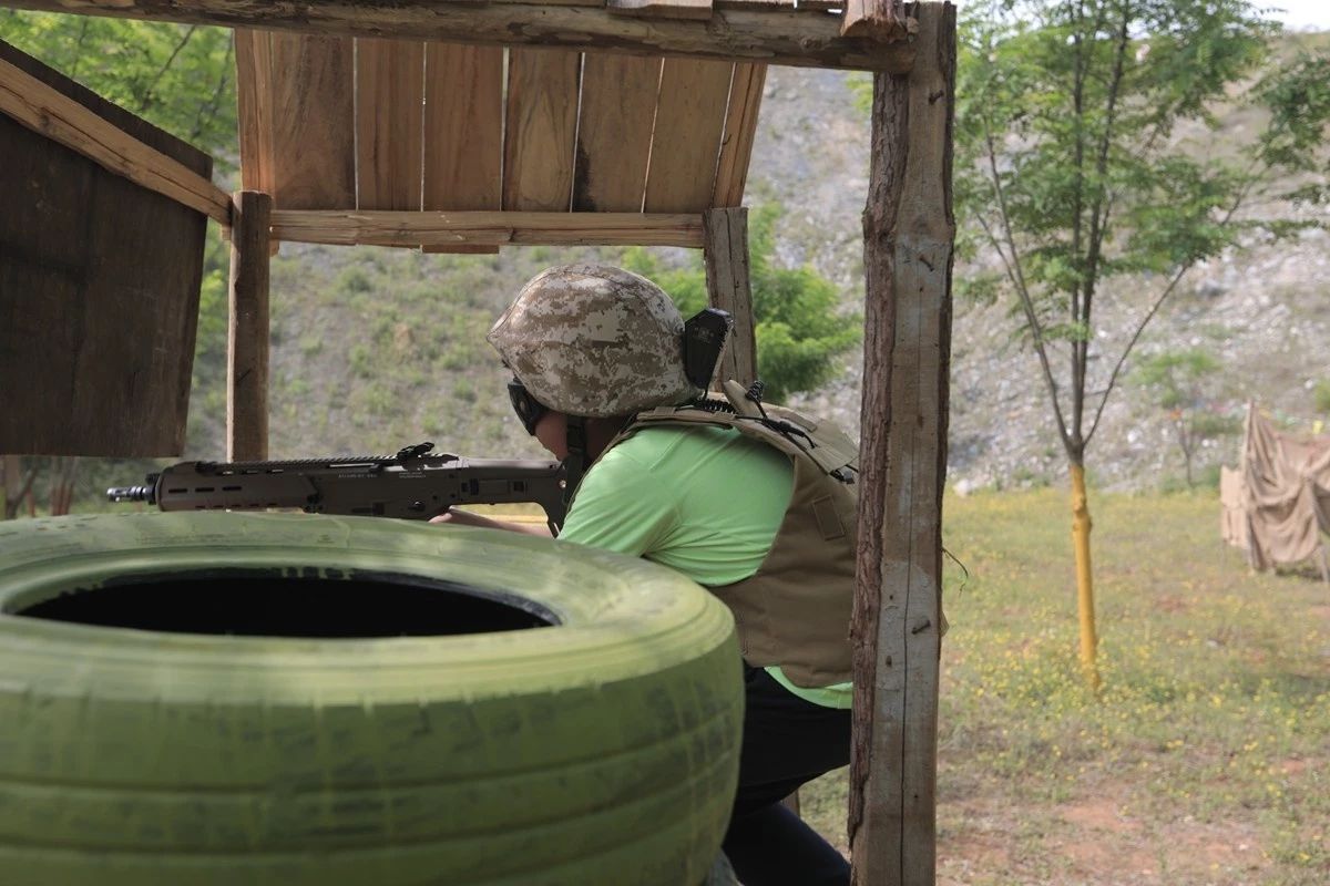玩真人cs战术技巧,真人cs野战技巧玩法