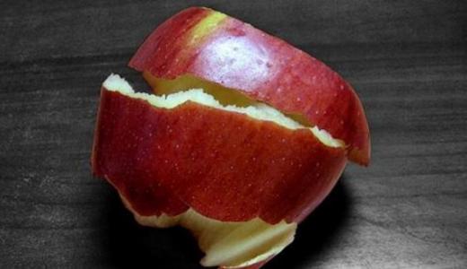 “一天一苹果，医生远离我”，可苹果皮上有蜡，削了之后才能吃？