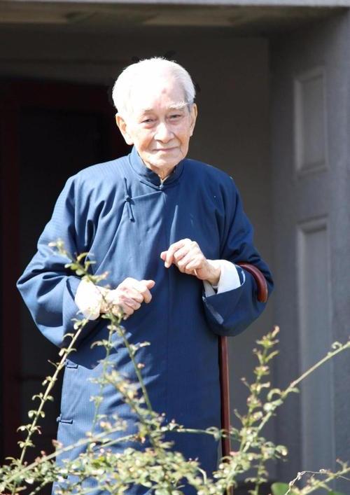 南怀瑾对朱清时的评价,李敖说南怀瑾的真相