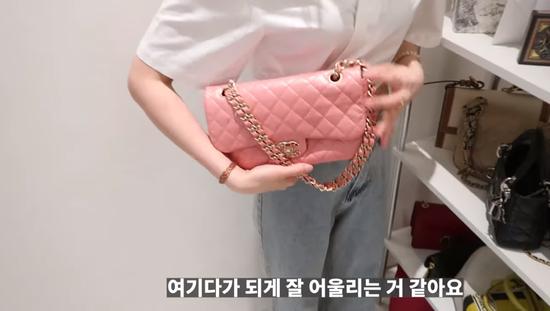 韩国美女晒独居公寓引11万人围观衣帽间全是名牌