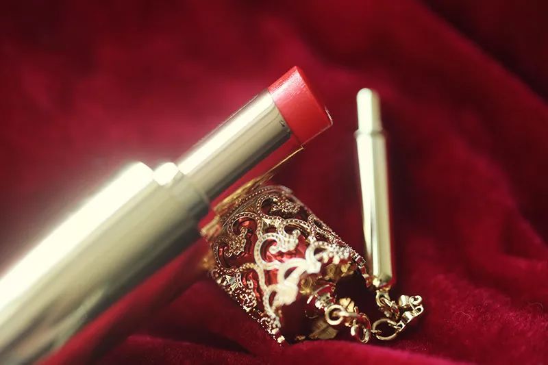 高人气的“大女主”妆容精髓，附口红试色|美妆