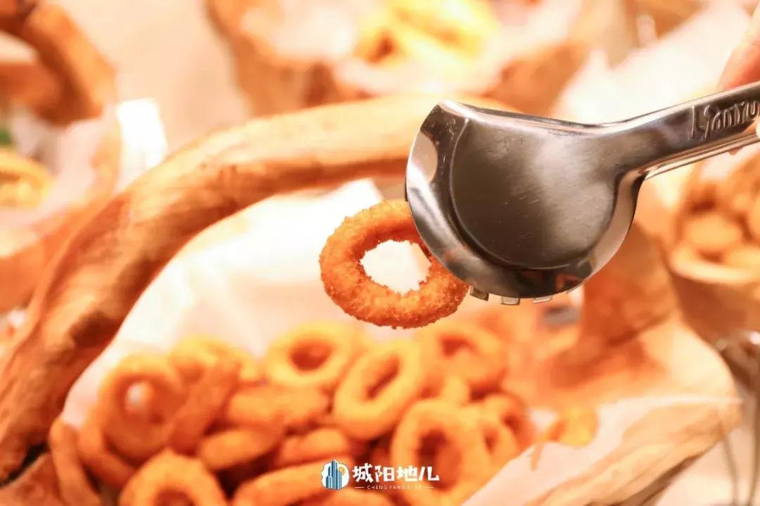 人均不到300的自助餐厅四星级酒店,海鲜自助高性价比酒店推荐