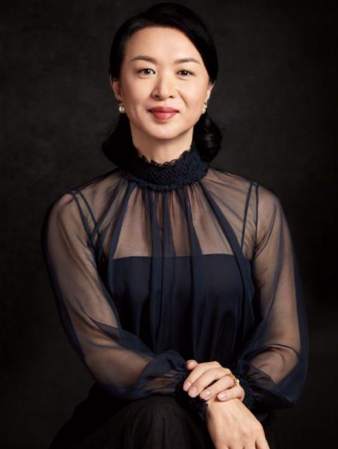 53岁金星最近照,50岁金星素颜照曝光简直不敢直视